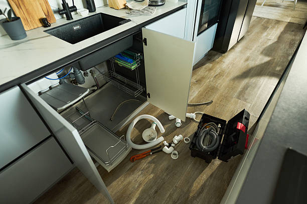 24/7 Emergency Toilet Repair experts in Castle Point, MO